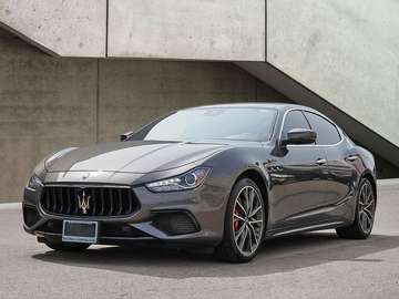 Modena Q4 | Red Leather | Paddle Shifters | Valved Exhaust