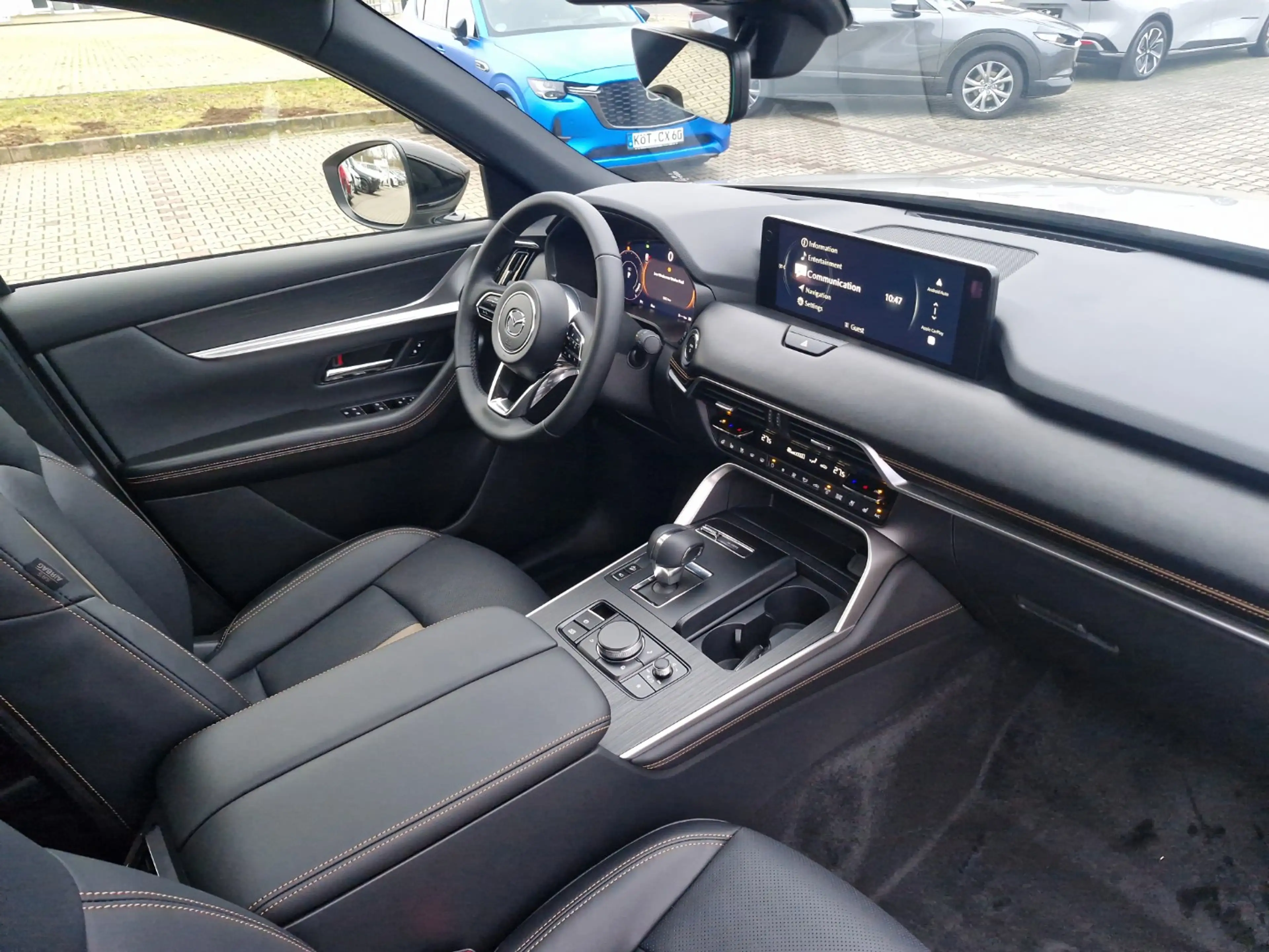 Mazda CX-80 2.5L e-SKYACTIV PHEV 327ps HOMURA PLUS — photo 8
