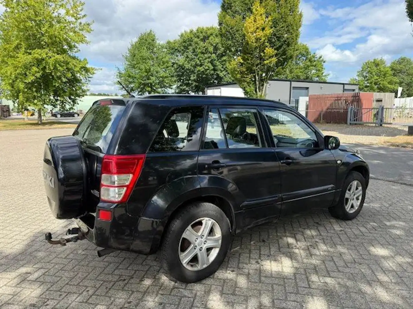 Suzuki Grand Vitara Grand Vitara 2.0i JLX-E Noir - 2