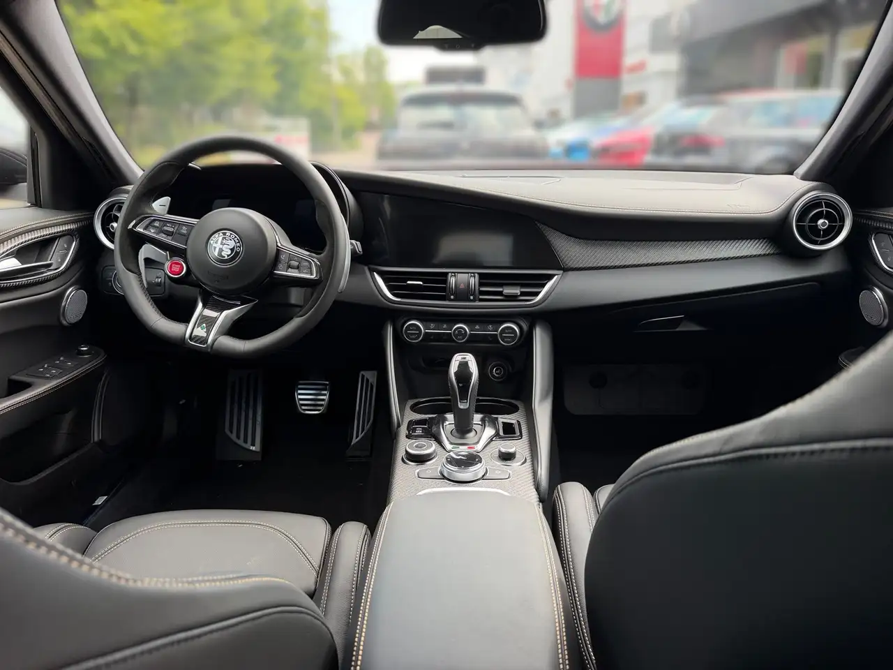 Alfa Romeo Giulia 2026 — фото 11