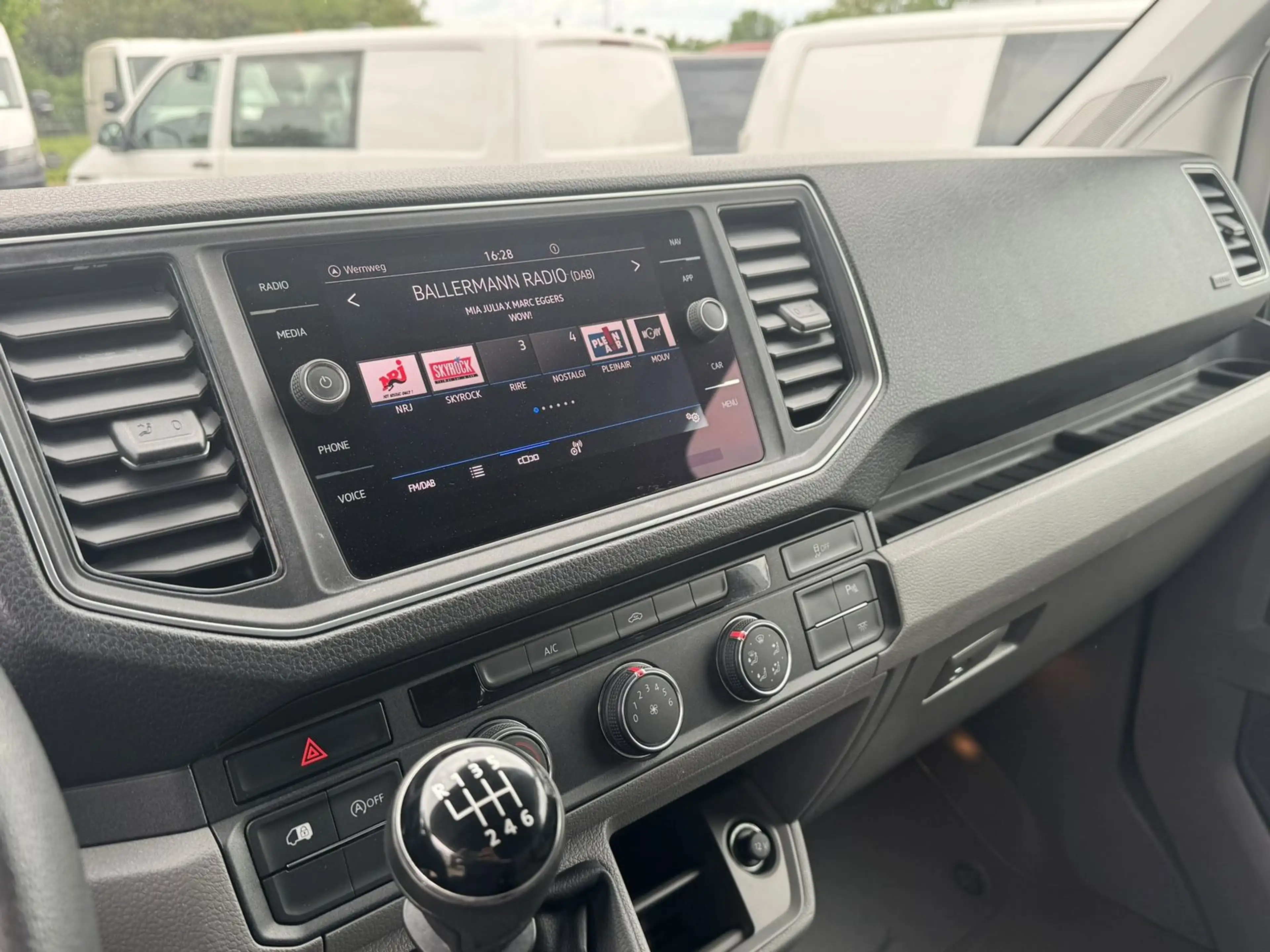 Volkswagen Crafter Kasten 35 MR L2H2 NAVI*Tempomat*PDC — photo 8