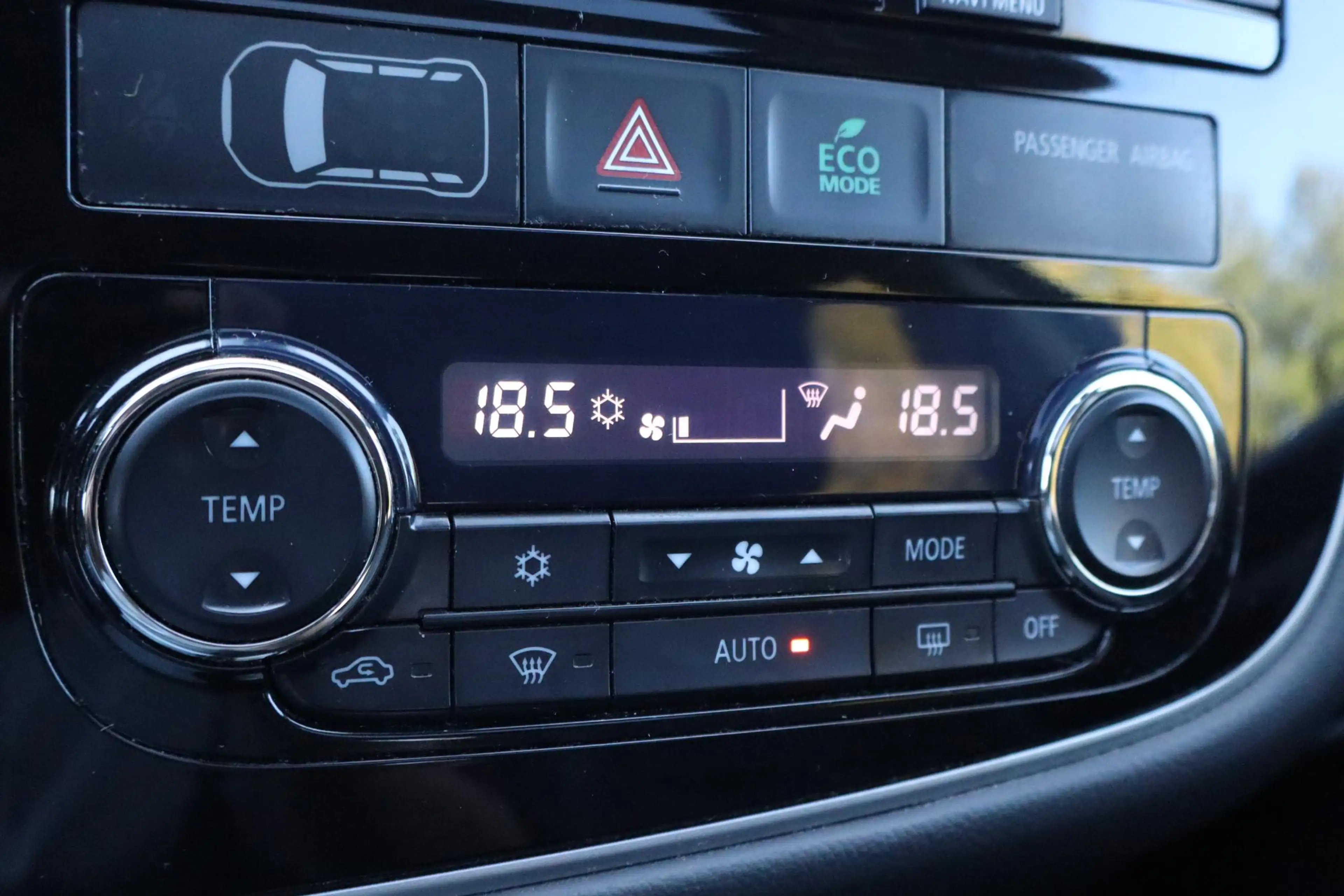 Mitsubishi Outlander 2.0 PHEV Executive Edition | Leder | Glazen schuif — photo 11