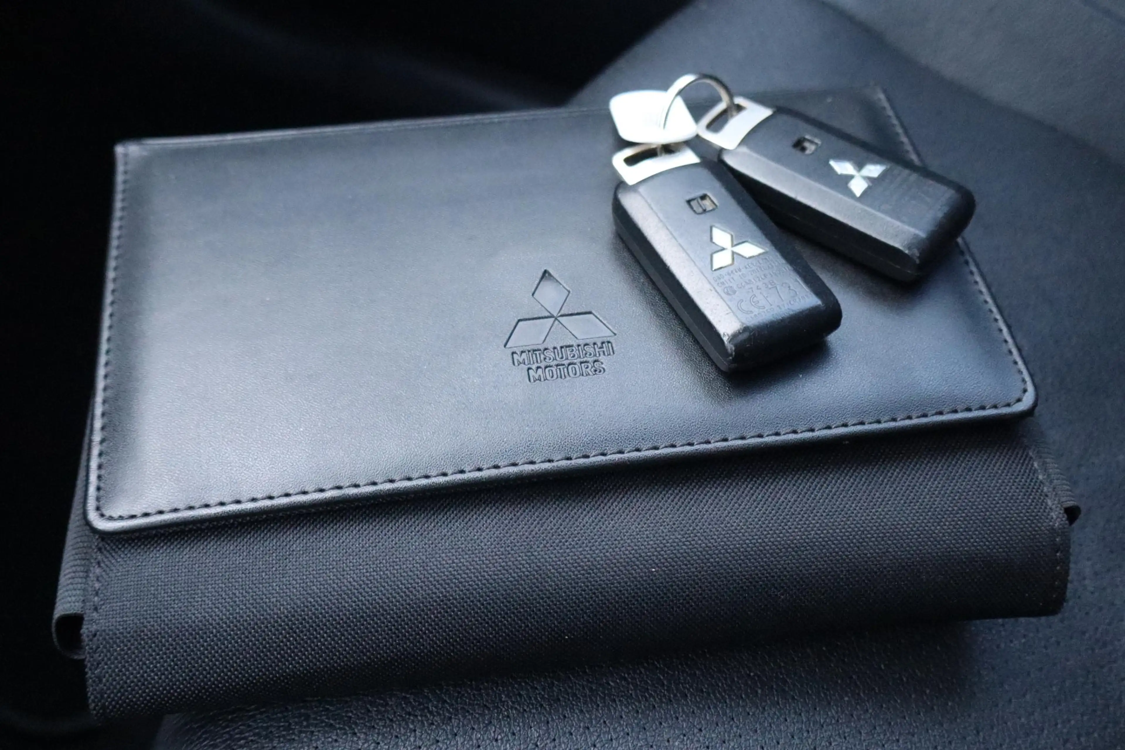 Mitsubishi Outlander 2.0 PHEV Executive Edition | Leder | Glazen schuif — photo 25