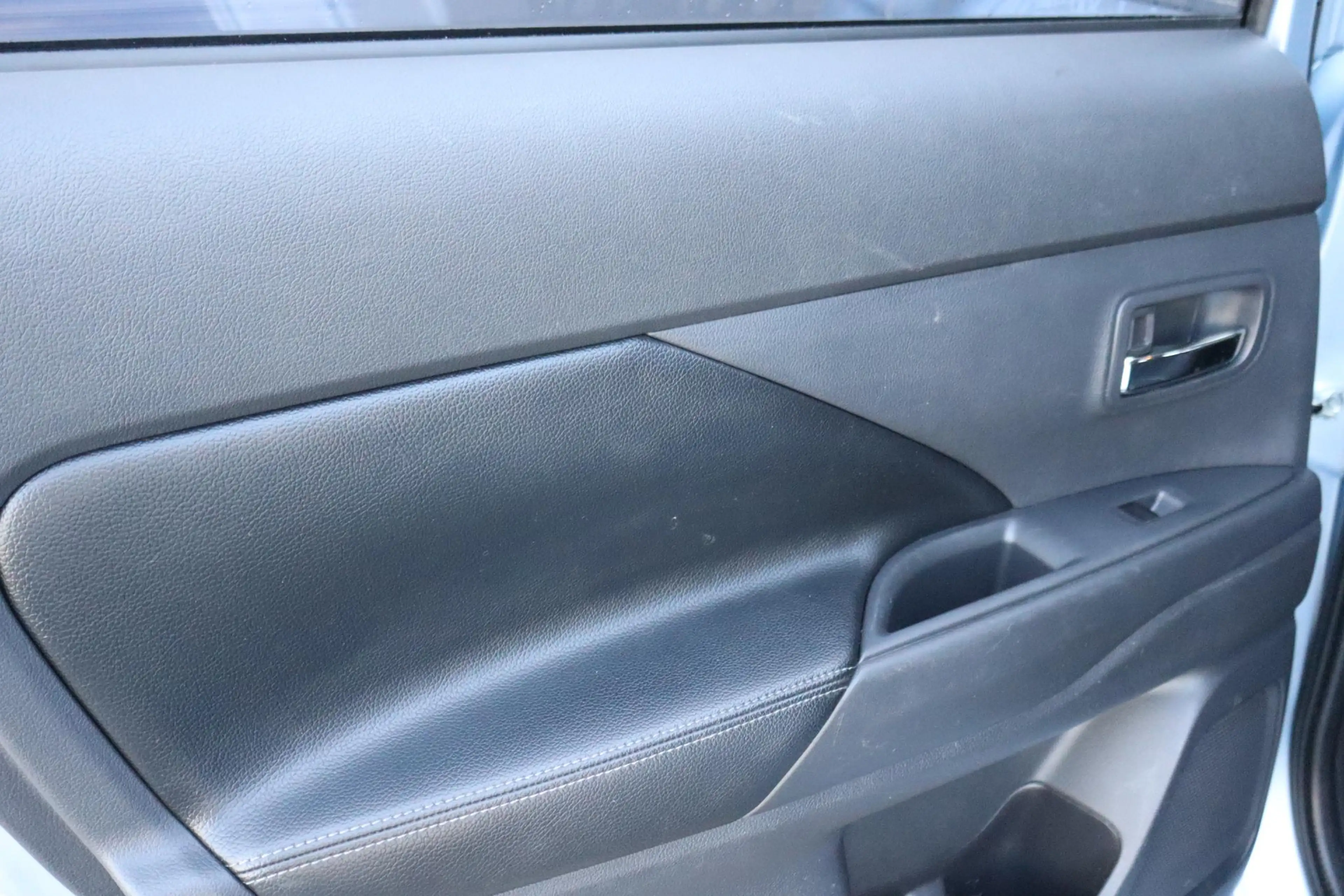 Mitsubishi Outlander 2.0 PHEV Executive Edition | Leder | Glazen schuif — photo 21