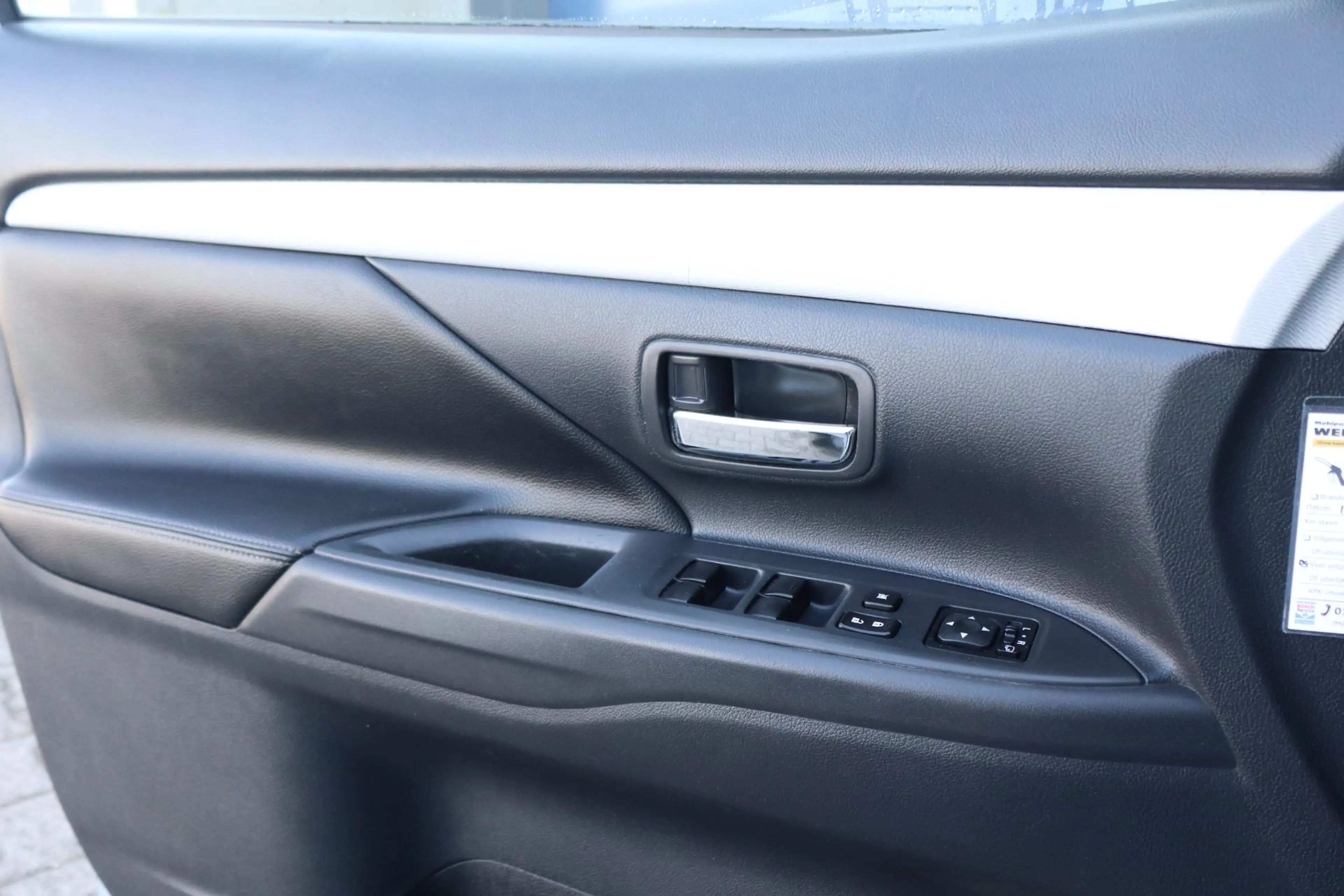Mitsubishi Outlander 2.0 PHEV Executive Edition | Leder | Glazen schuif — photo 16
