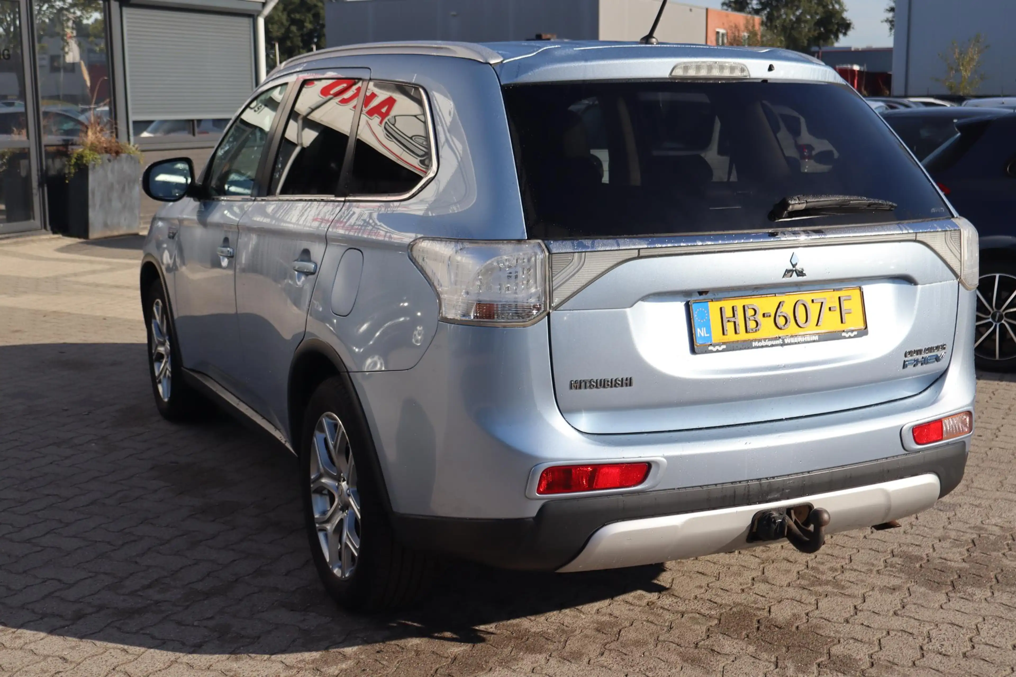 Mitsubishi Outlander 2.0 PHEV Executive Edition | Leder | Glazen schuif — photo 19