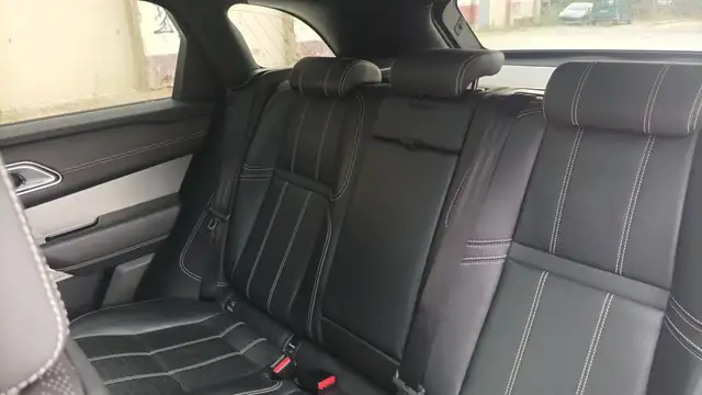 Land Rover Range Rover Velar view 9