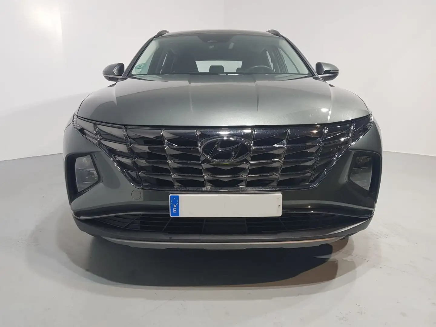 Hyundai TUCSON 1.6 TGDI Maxx 4x2 Grijs - 2