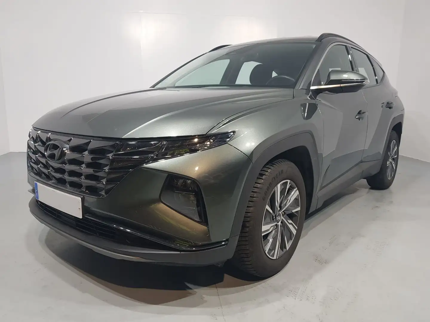 Hyundai TUCSON 1.6 TGDI Maxx 4x2 Grijs - 1