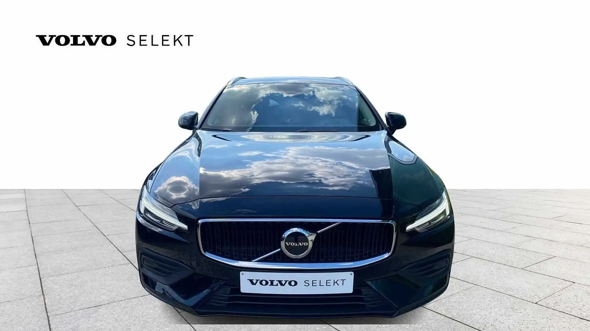 Volvo V60 Core, B3 Mild hybrid, Benzine Noir - 2