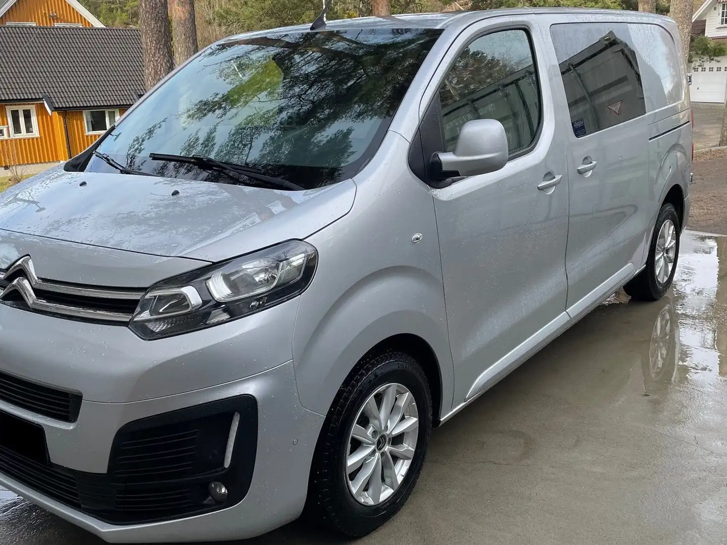 Citroen Jumpy Jumpy 2.0 BlueHDi 120 Profi Stříbrná - 1