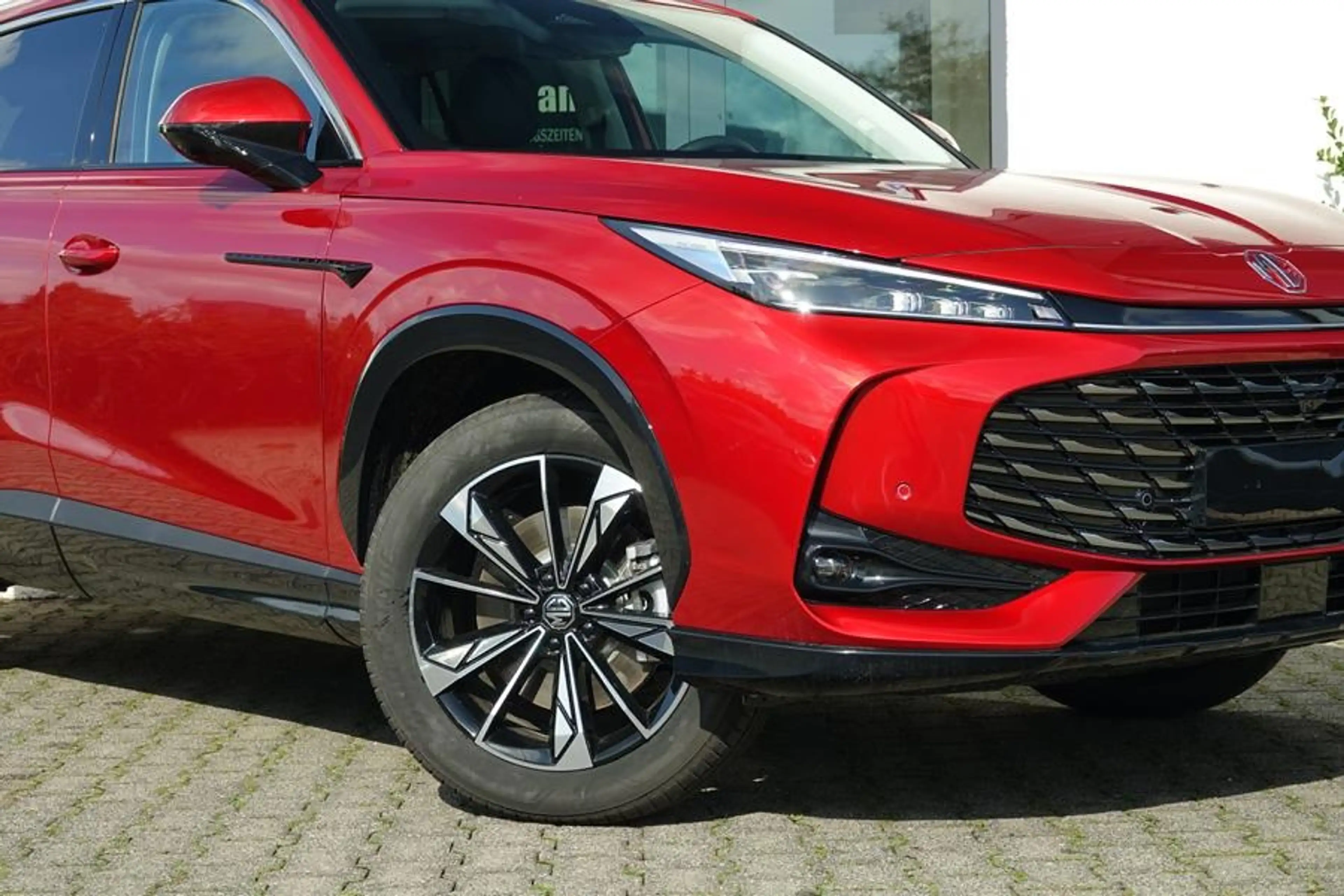 MG HS Hybrid+ Luxury 224PS +Anhängevorrichtung! — photo 4