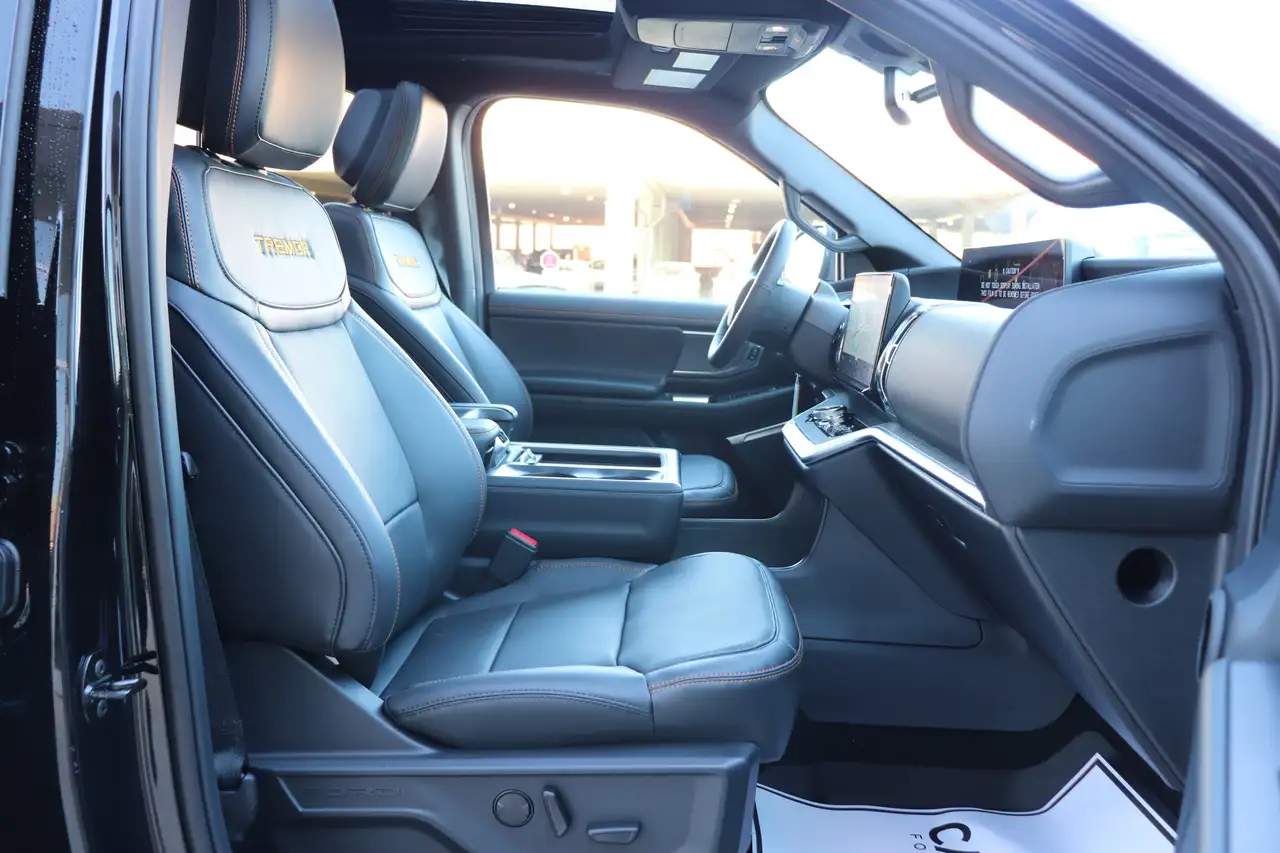 Ford Expedition снимка Ford Expedition