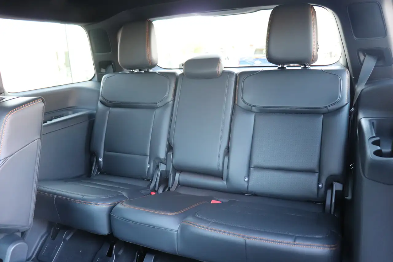 Ford Expedition снимка Ford Expedition