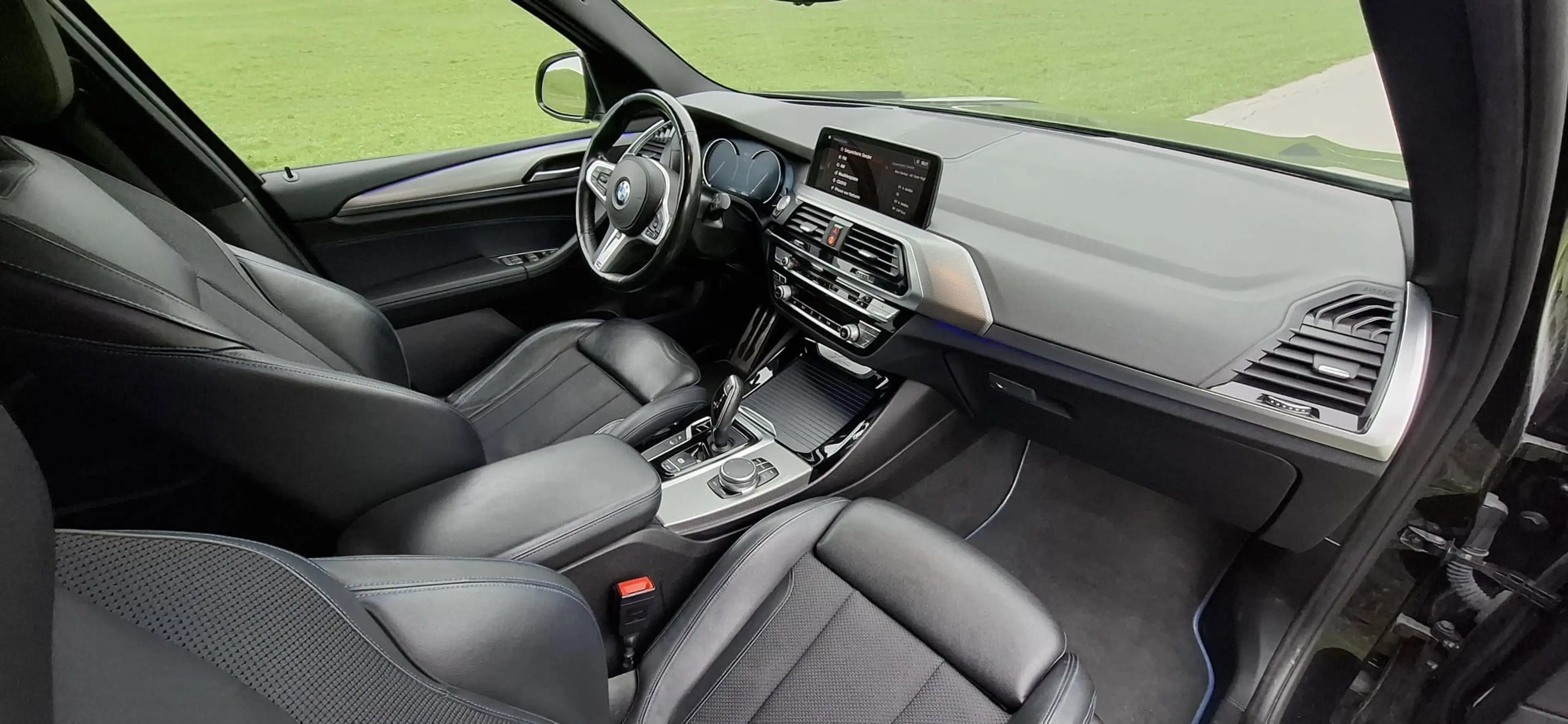 BMW X3 xDrive20d Modell M Sport / AHK / Kommission — photo 9
