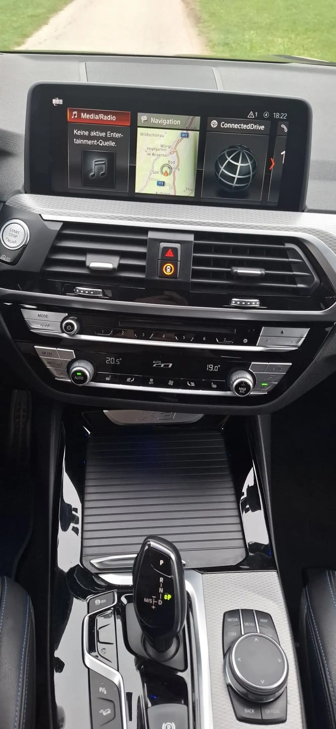BMW X3 xDrive20d Modell M Sport / AHK / Kommission — photo 10