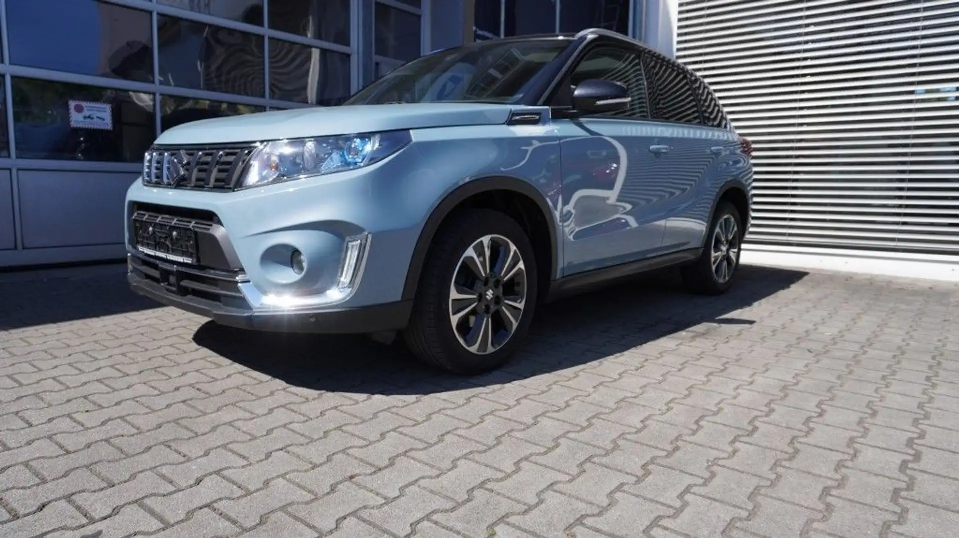 Suzuki Vitara 1.4 Boosterjet Allgrip Aut. Comfort+ / Top Zustand Blu/Azzurro - 2
