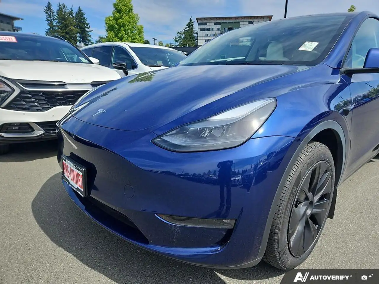 Tesla Model Y снимка Tesla Model Y