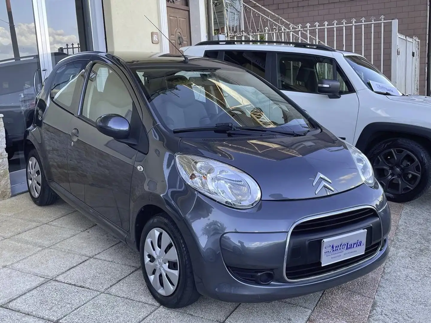 Citroen C1 1.4 hdi Amici 55cv 5p Clima-Servosterzo Grigio - 2