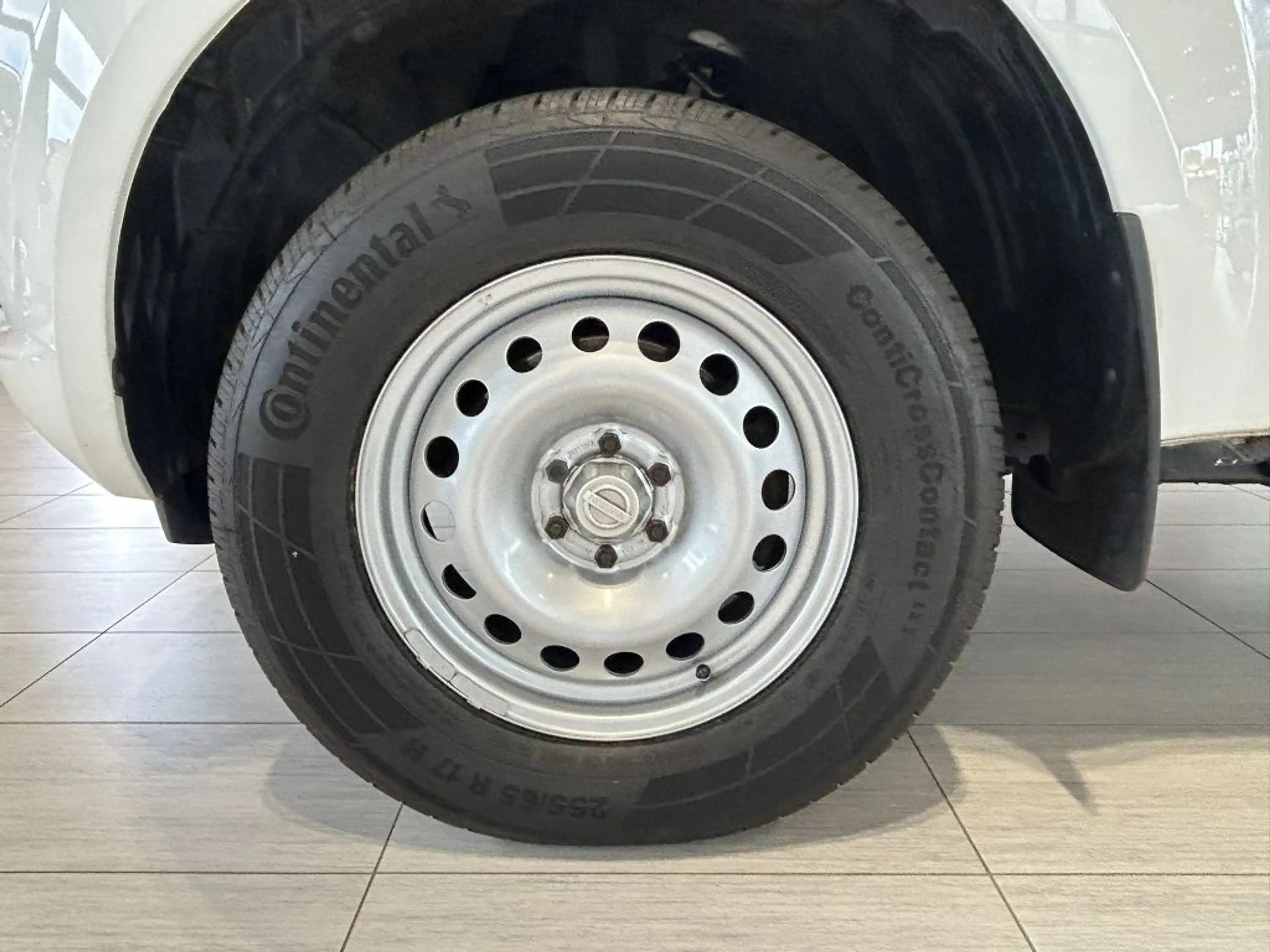 Nissan Navara KC 4x4 S&S Visia — photo 12