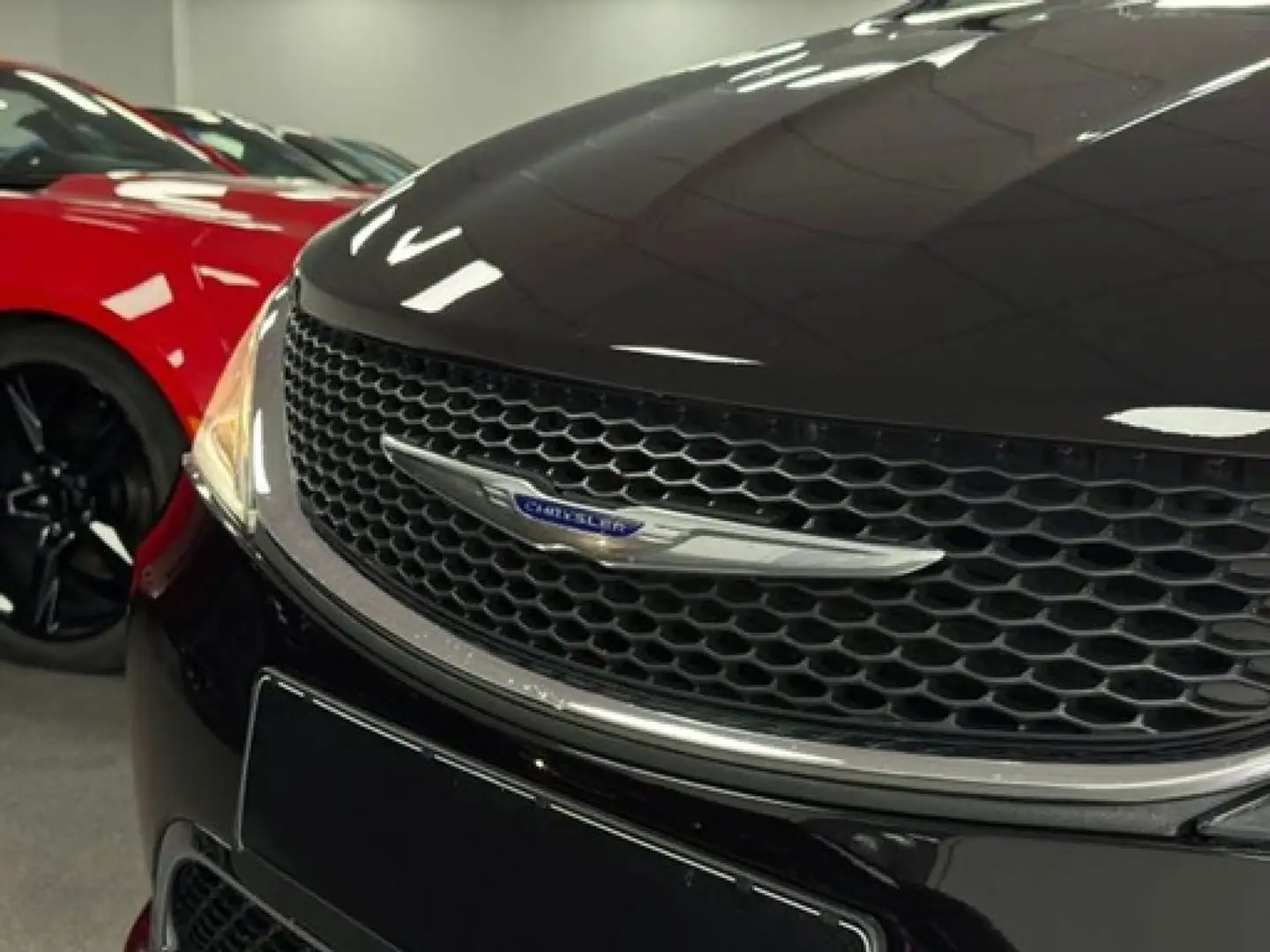 Chrysler Pacifica Pacifica 3.6 V6 Touring L *7-Posti Automatica Marrone - 2