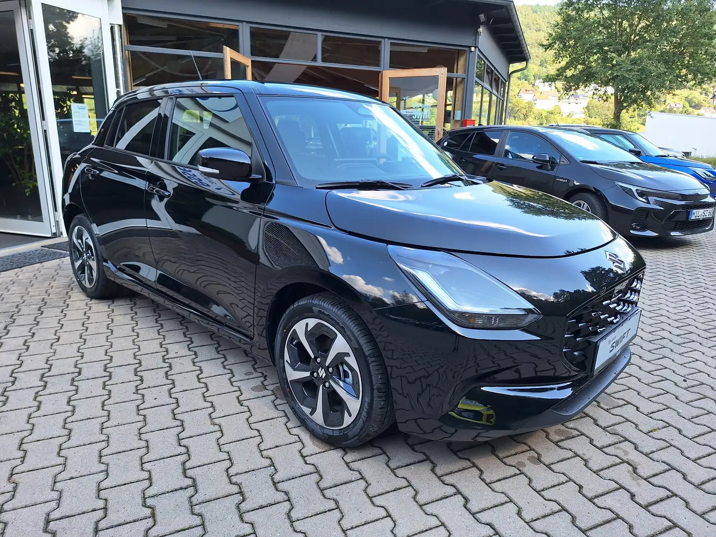 Suzuki Swift 1.2 Dualjet Hybrid Comfort+  Mit 5 J Gar. ab EZ Schwarz - 2