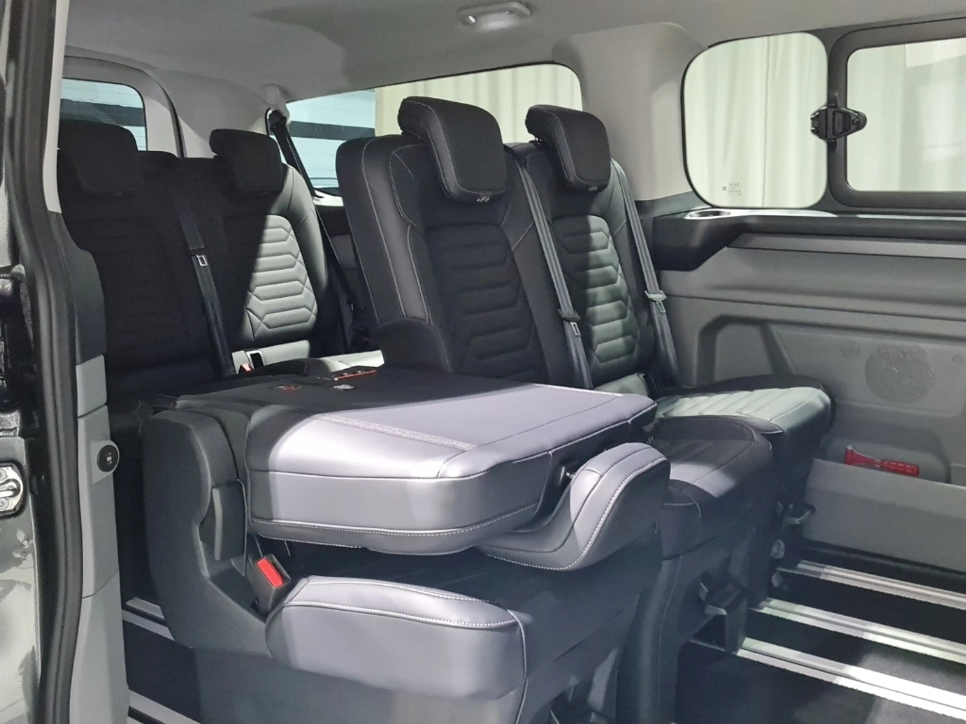 Ford Tourneo Custom 320L2 Titanium*AUTO*AHK*-39%* — photo 8