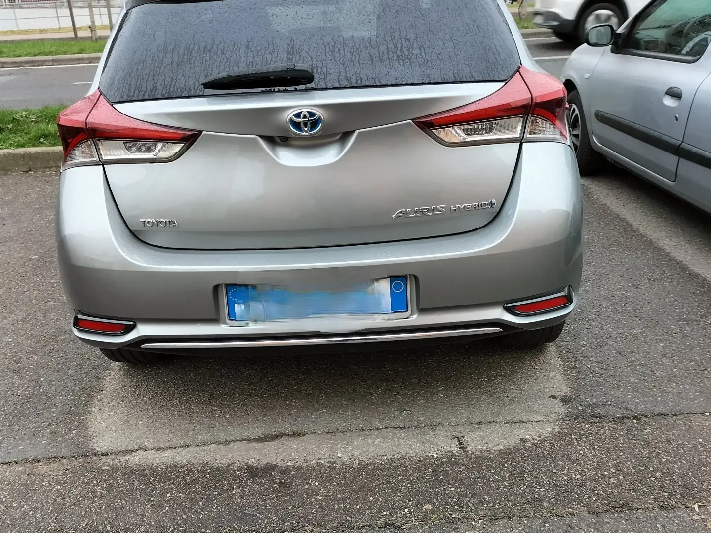 Toyota Auris Touring Sport 1.8 hybrid Active+ - 2