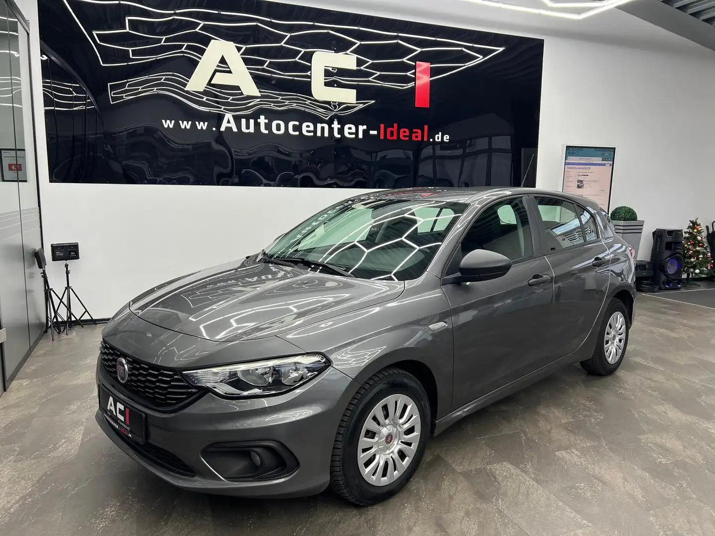 Fiat Tipo Hatchback Pop, Tempomat,PDC,BLTH, HU NEU Grau - 1