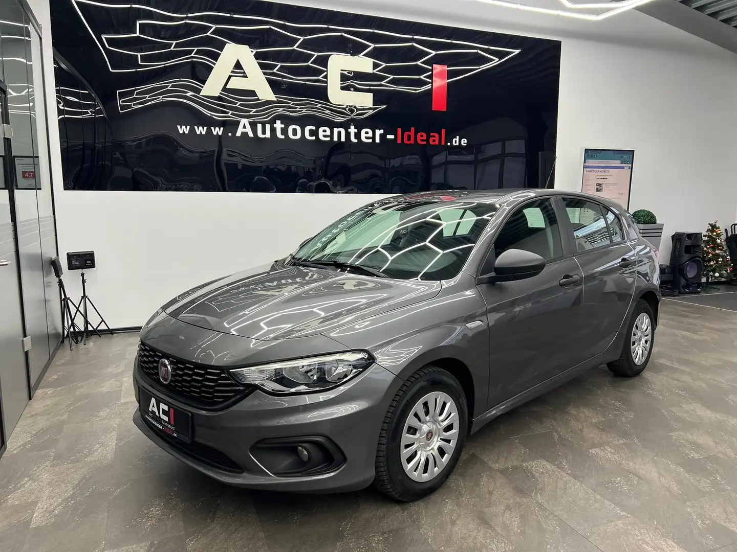 Fiat Tipo Hatchback Pop, Tempomat,PDC,BLTH, HU NEU Grau - 2
