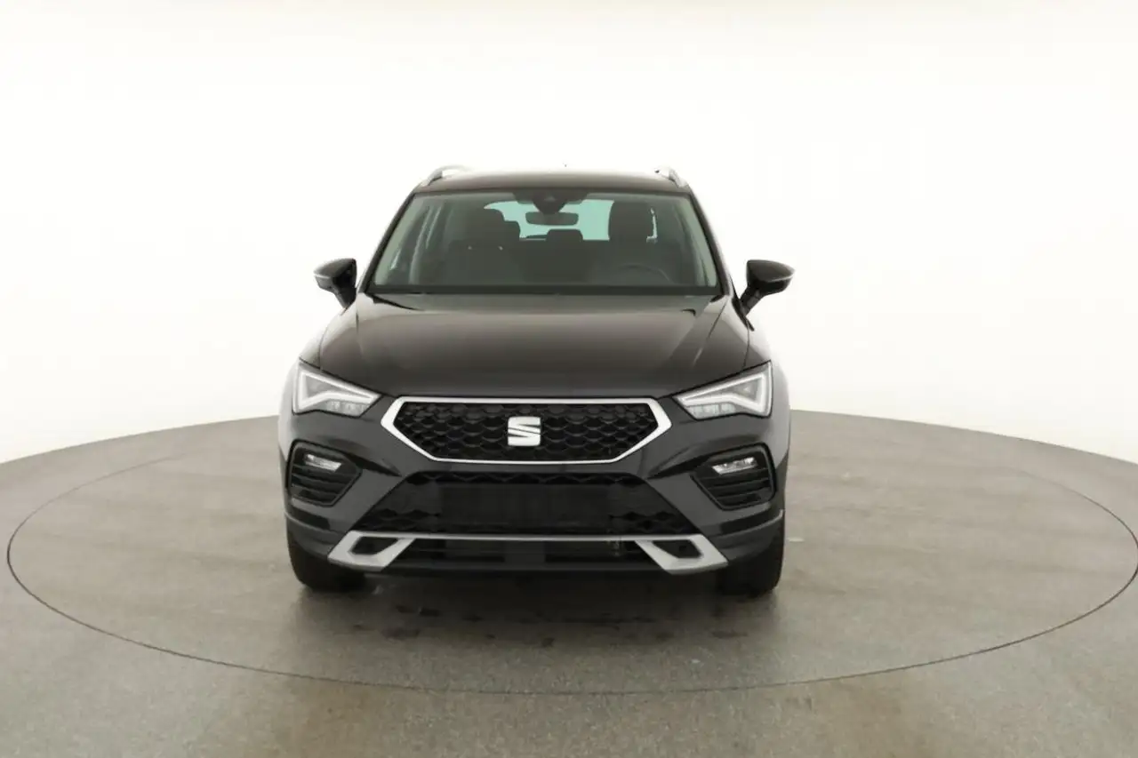 SEAT Ateca 1.5 TSI DSG Style, AHK, Navi, Kamera, el. Klappe 28