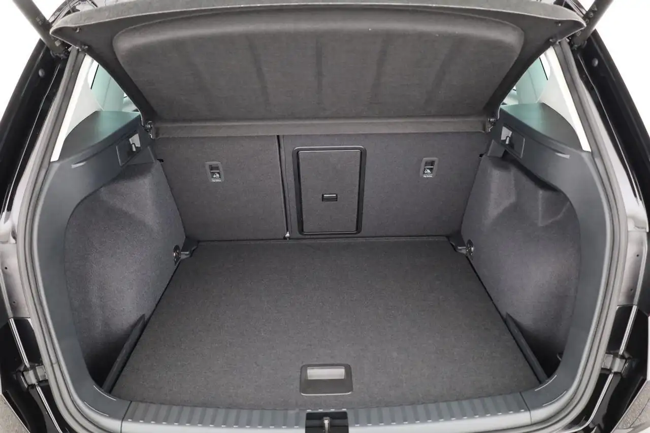 SEAT Ateca 1.5 TSI DSG Style, AHK, Navi, Kamera, el. Klappe 13