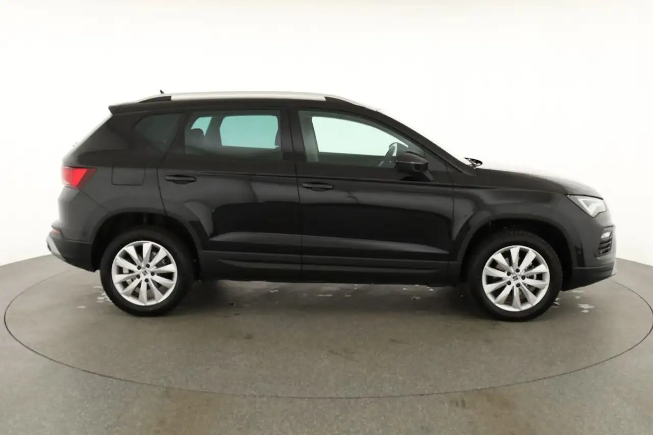 SEAT Ateca 1.5 TSI DSG Style, AHK, Navi, Kamera, el. Klappe 22