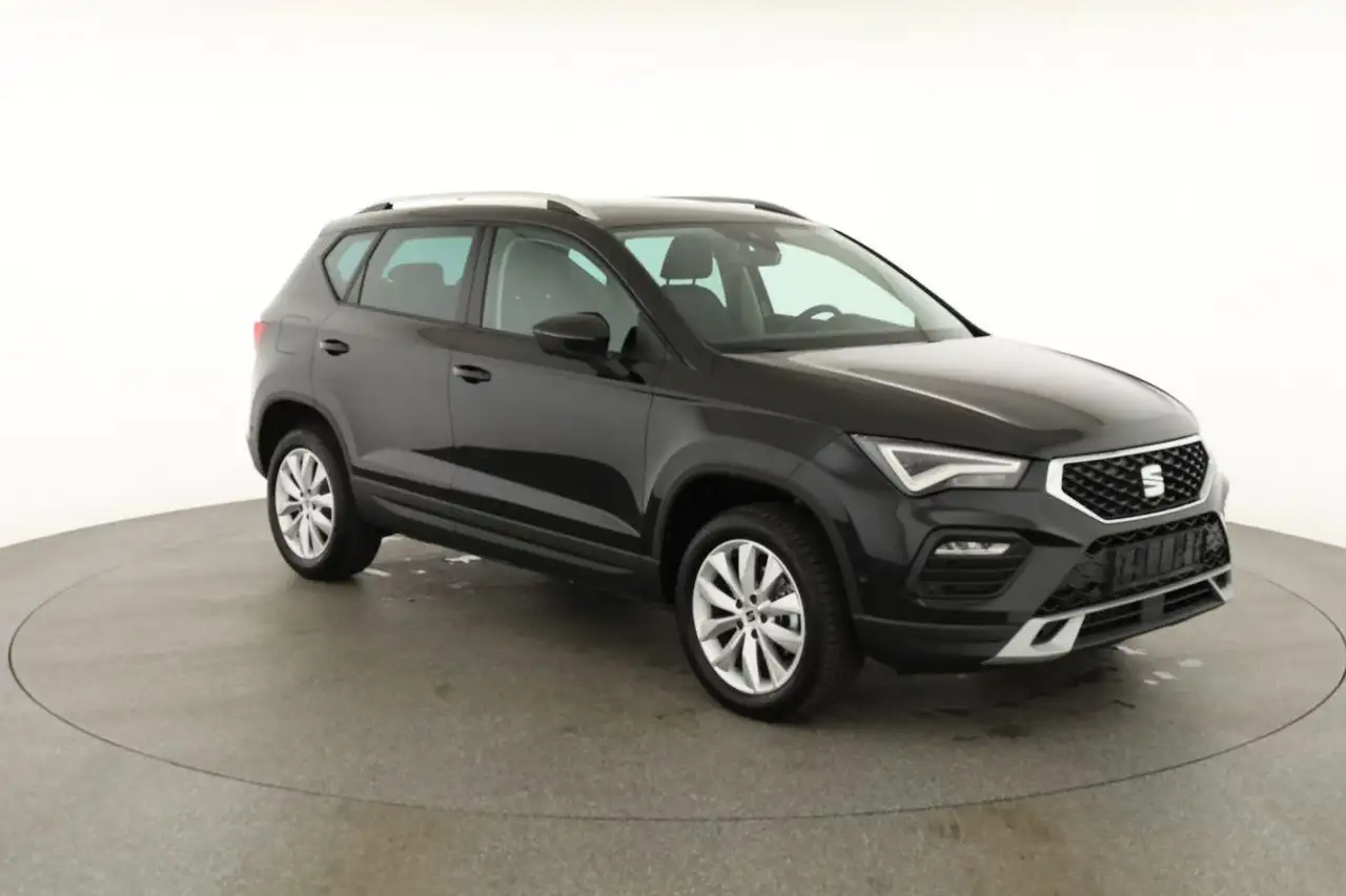 SEAT Ateca 1.5 TSI DSG Style, AHK, Navi, Kamera, el. Klappe 25