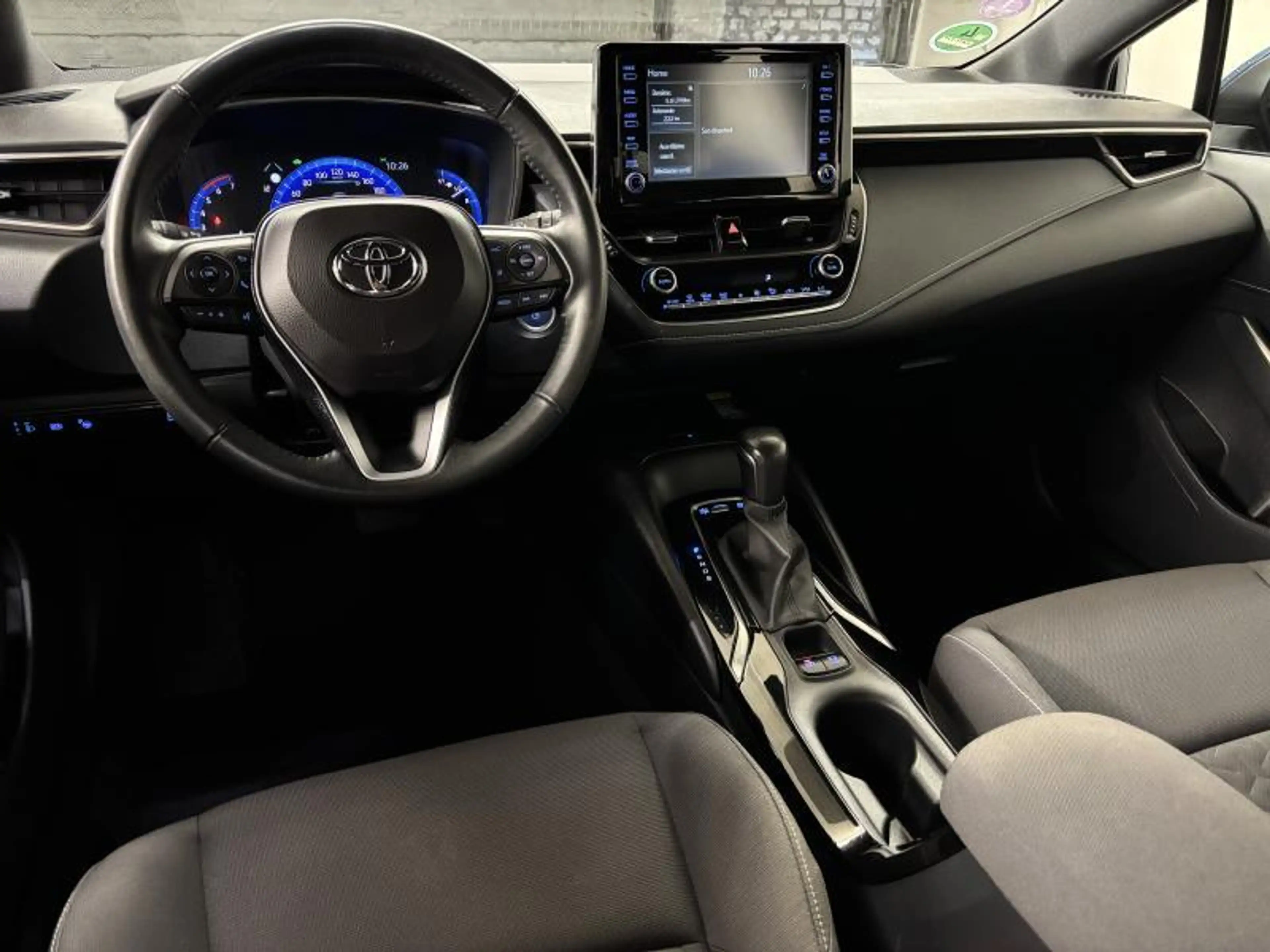 Toyota Corolla Dynamic — photo 7