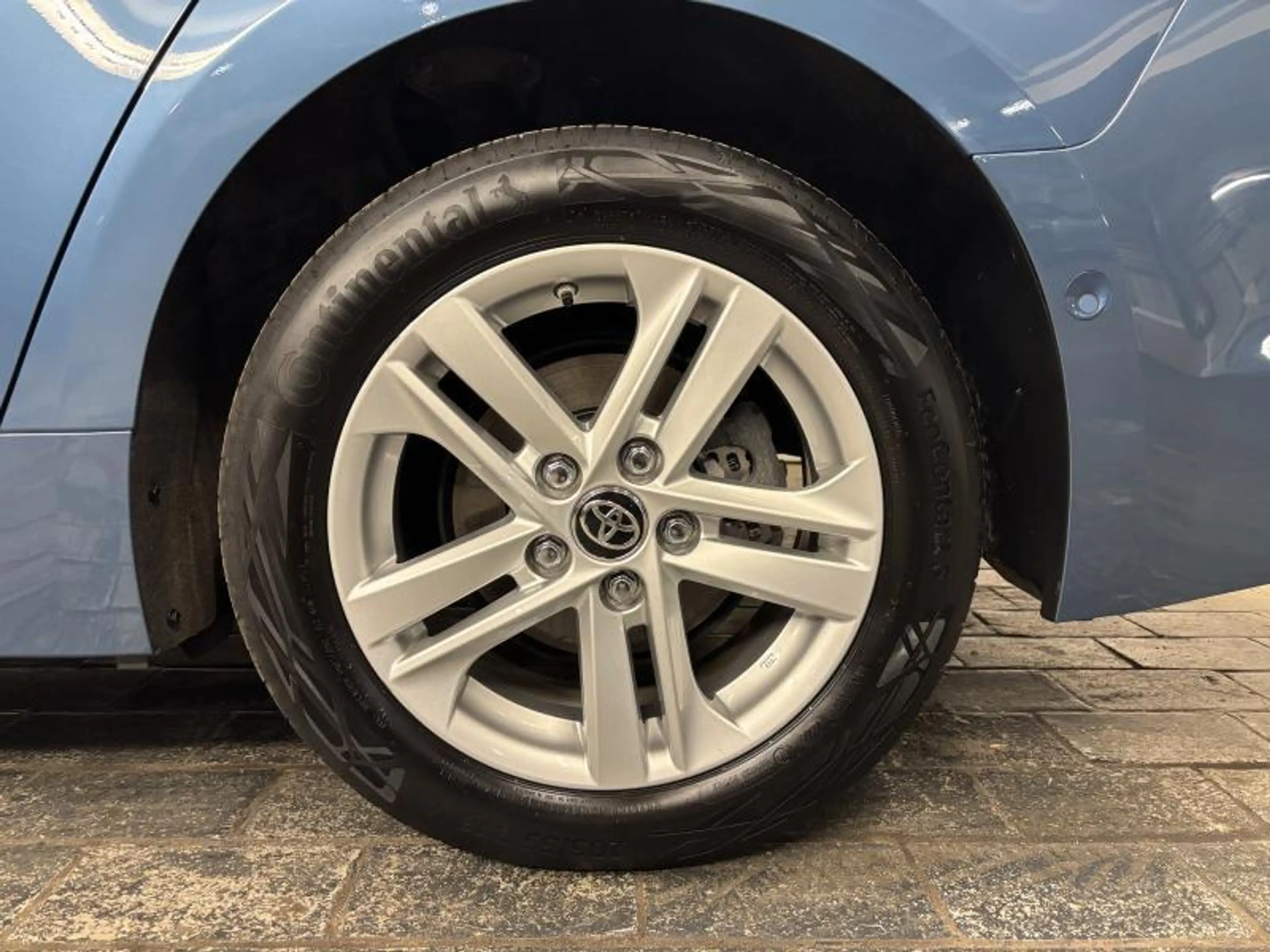 Toyota Corolla Dynamic — photo 15