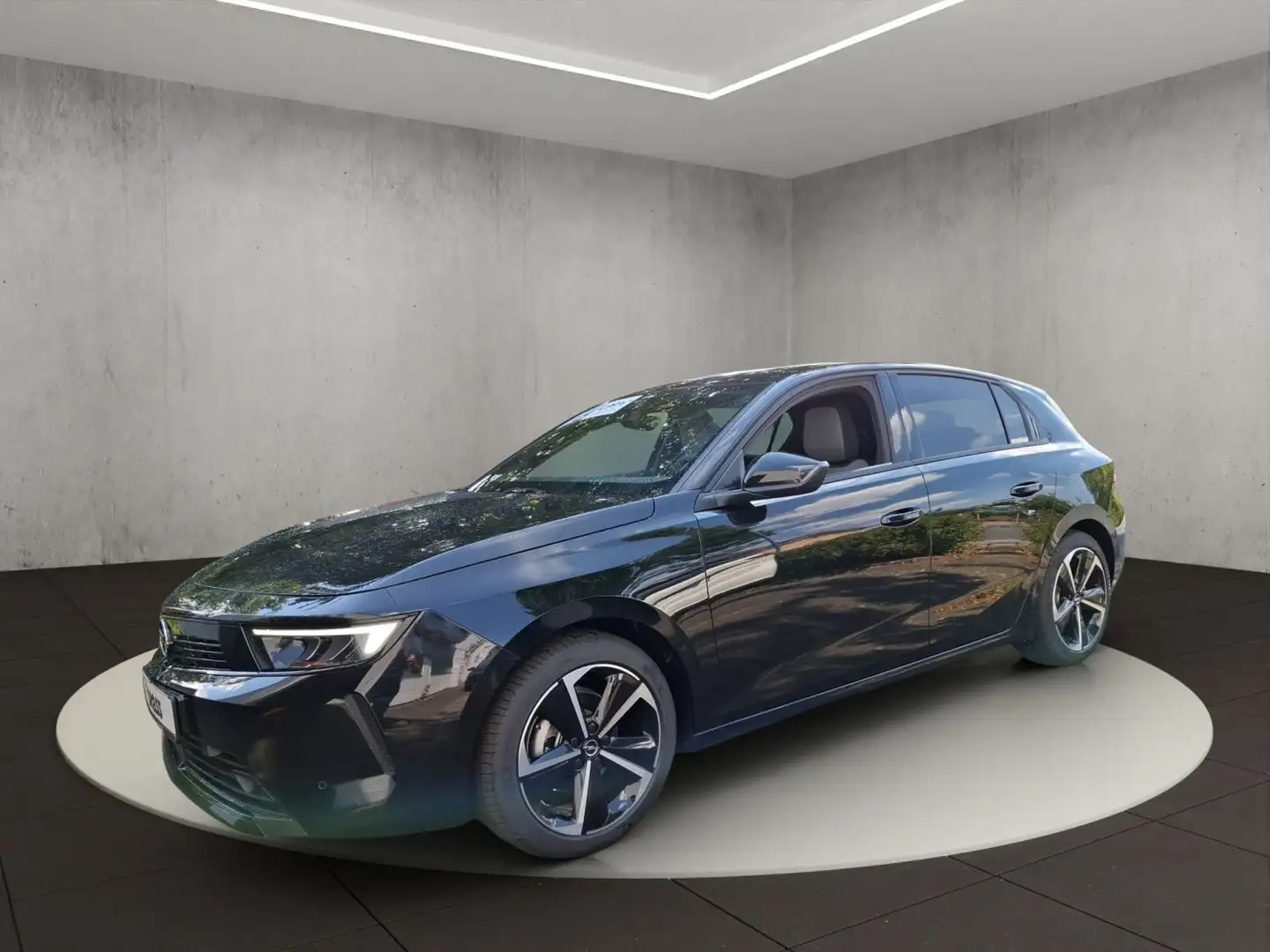 Opel Astra 5-Türer Edition 1.2 Turbo (96 kW/130 PS) Schwarz - 1