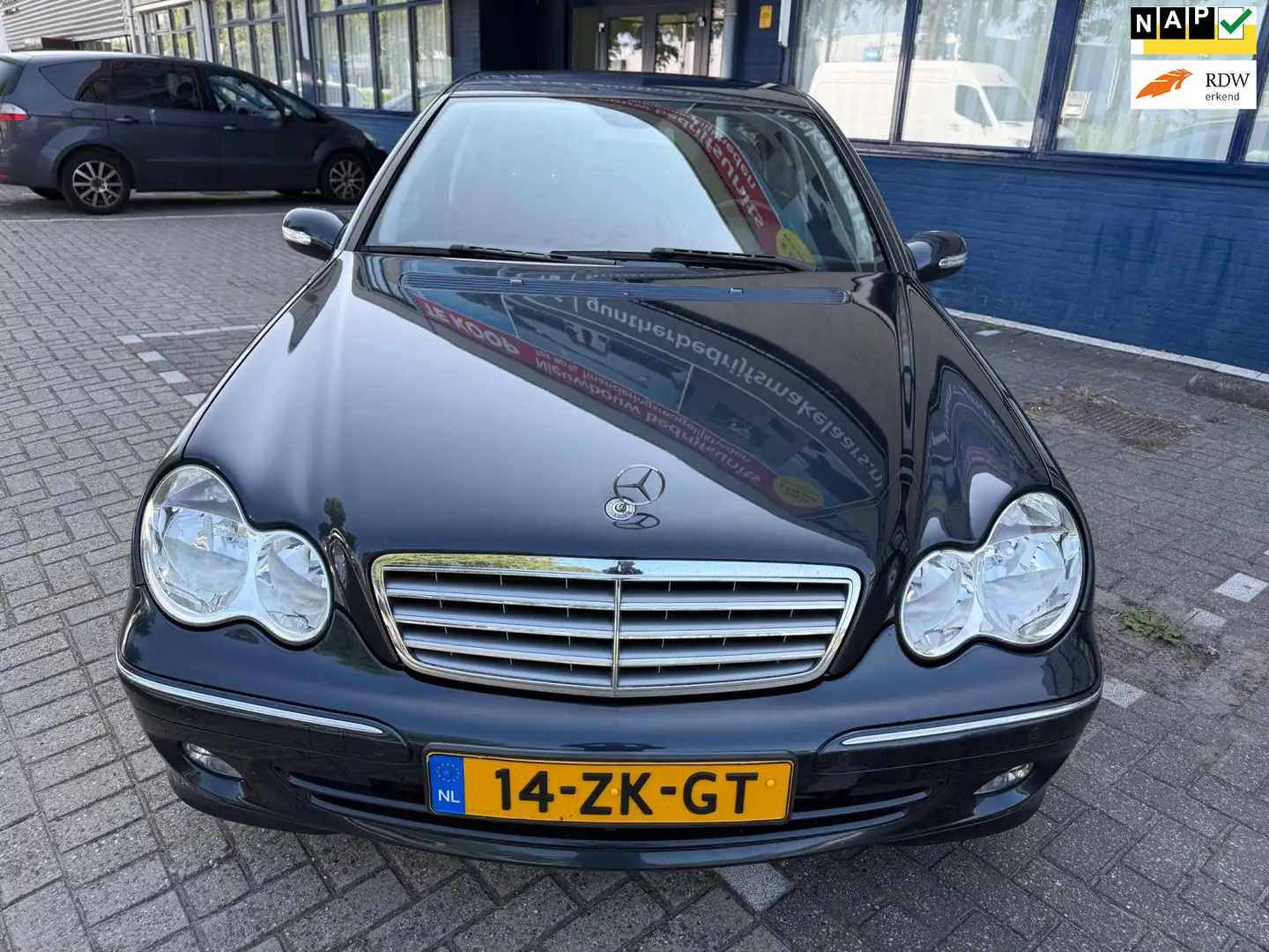 Mercedes-Benz C 180 K. Elegance ((( 102000 ))) NAP ))) als nieuw Zwart - 1