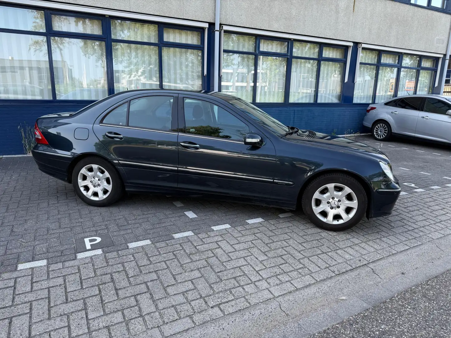 Mercedes-Benz C 180 K. Elegance ((( 102000 ))) NAP ))) als nieuw Zwart - 2