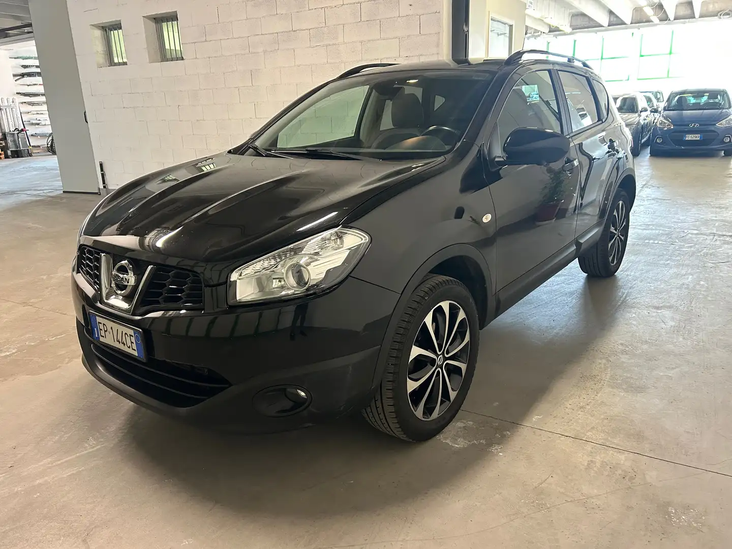 Nissan Qashqai Qashqai 1.6 dci 360 4x4 Fekete - 2