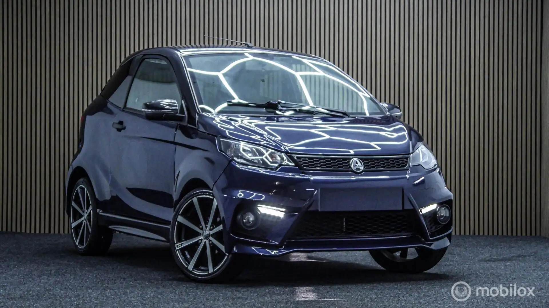 Aixam GTI Brommobiel Coupé Blauw - 1