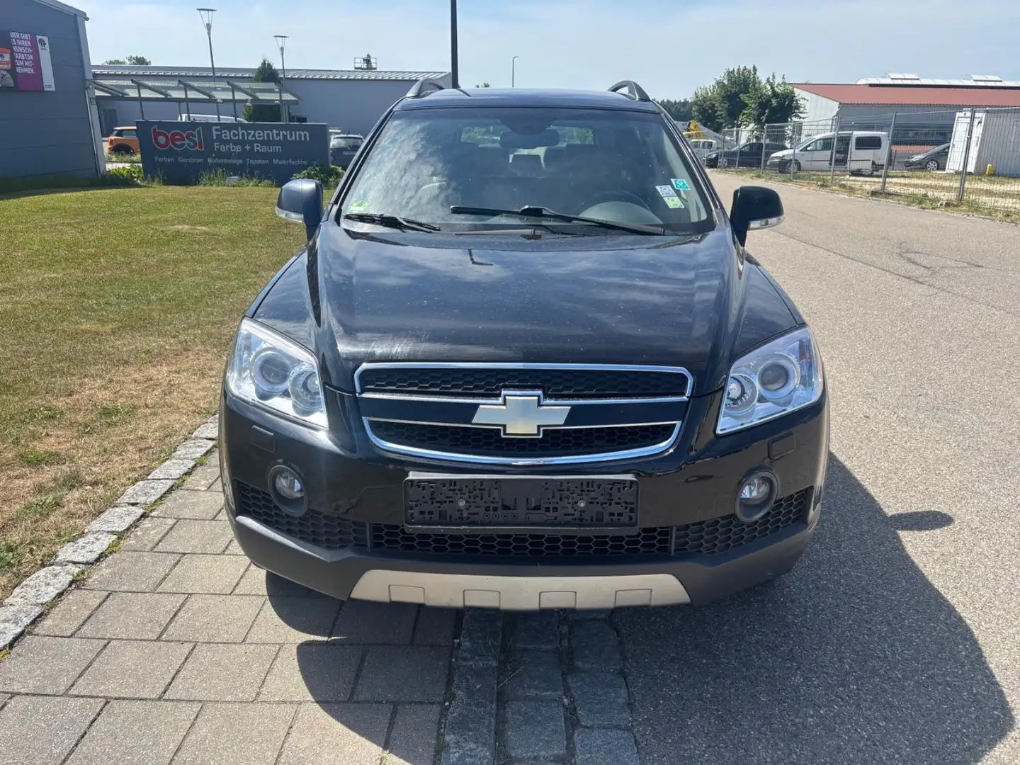 Chevrolet Captiva 3.2 LT 4WD 7Sitze*Automatik Schwarz - 2