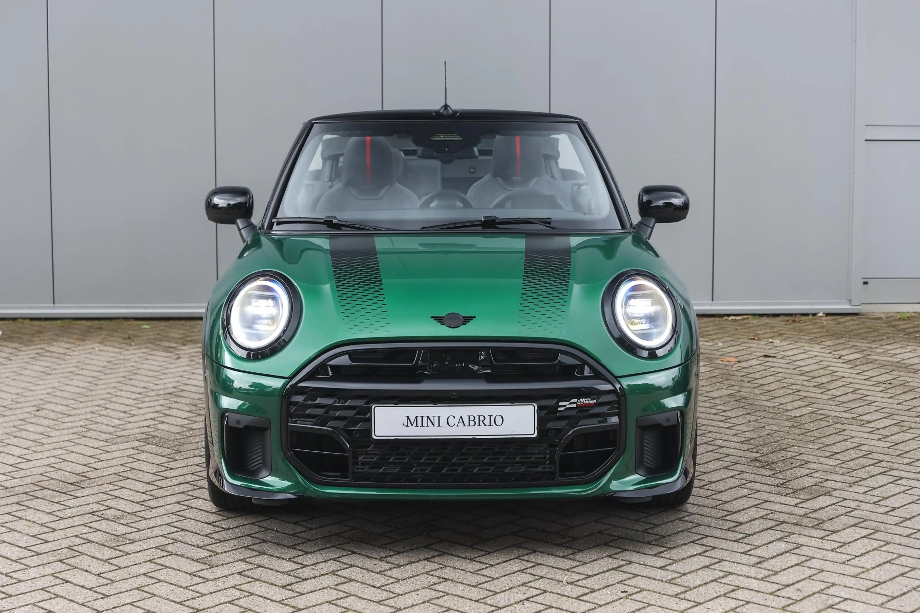 MINI Cooper C Cabrio Automaat / JCW / Pakket XL / 18" JCW Lap Spoke 2-t — photo 5