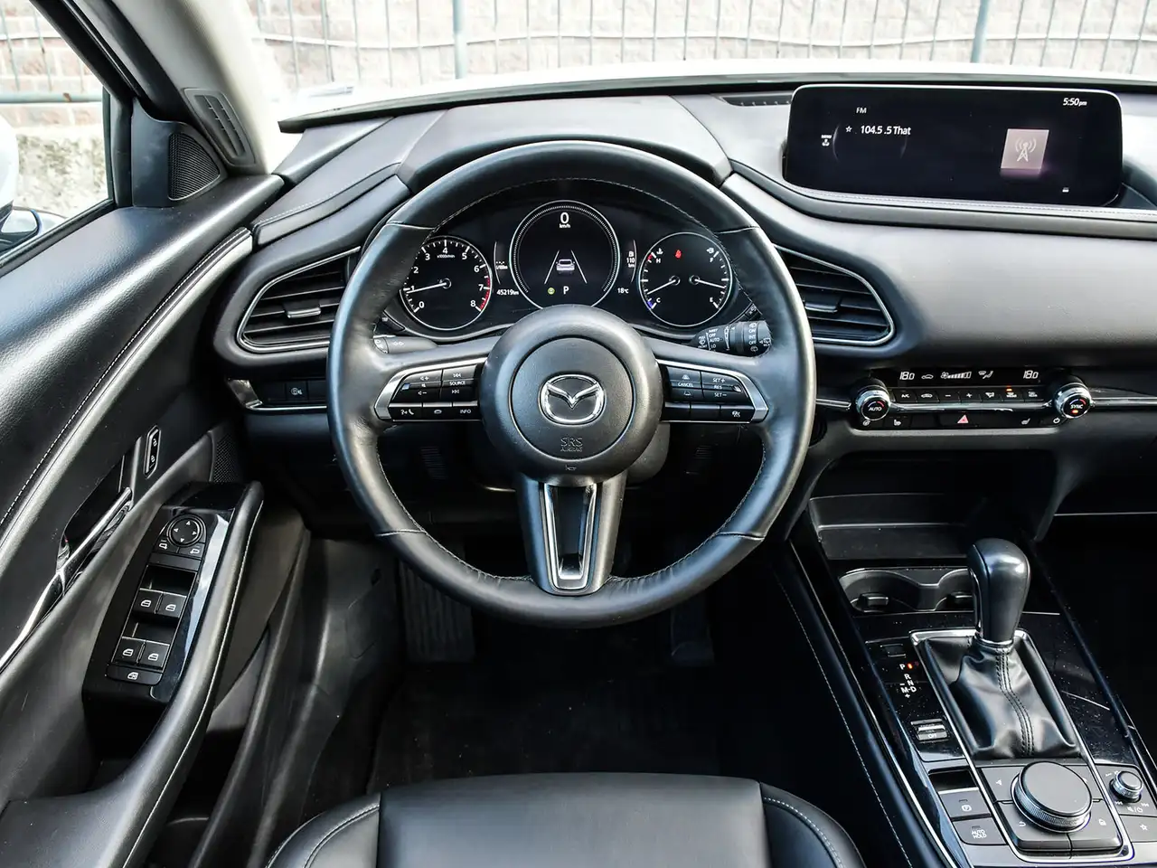 Mazda CX-30 снимка Mazda CX-30