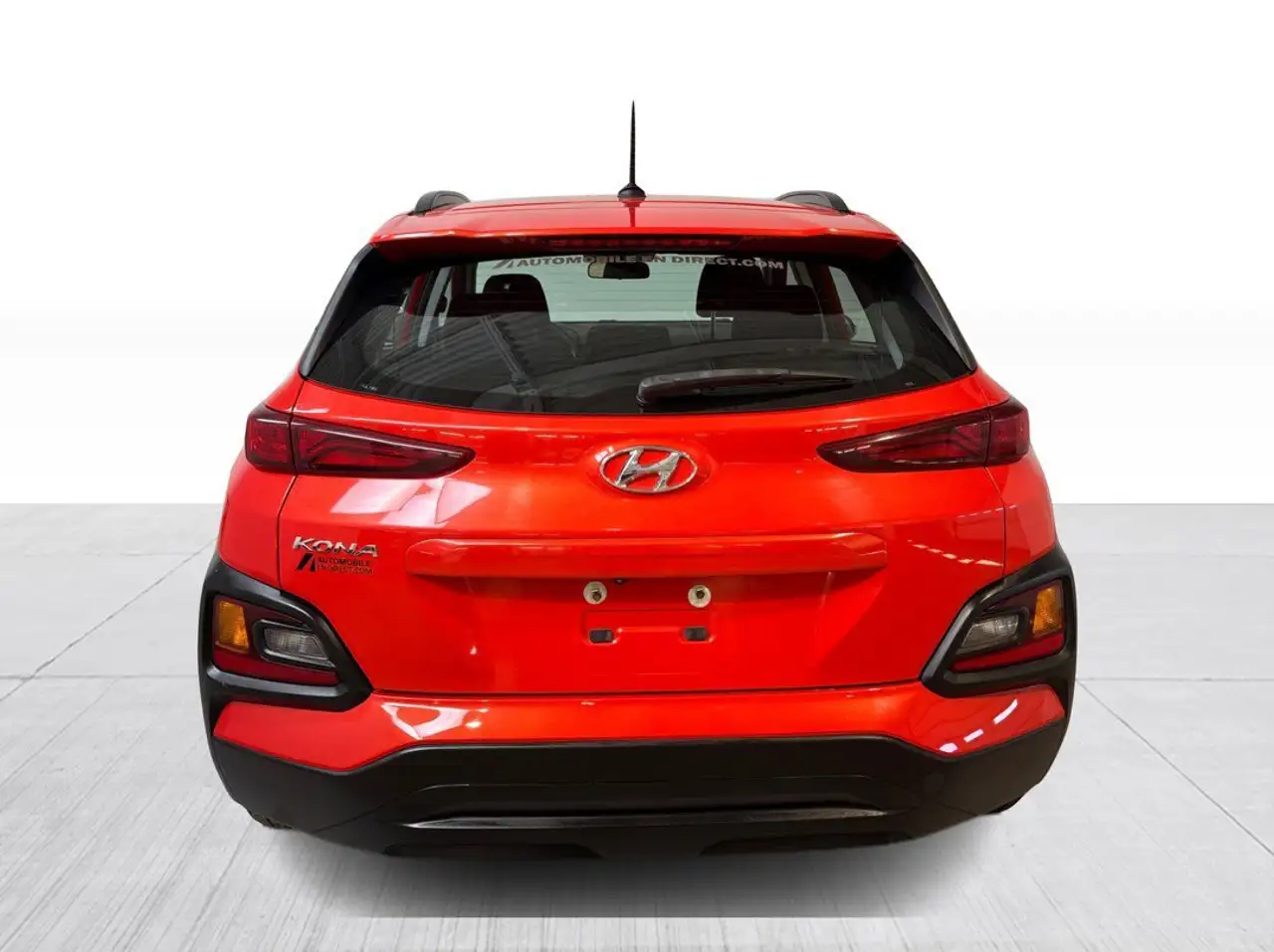 Hyundai KONA снимка Hyundai KONA