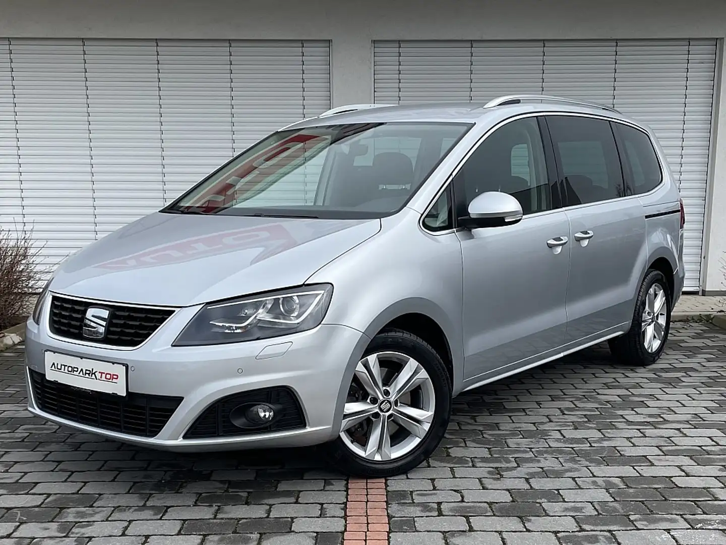 SEAT Alhambra Xcellence 2,0 TDI Zilver - 1