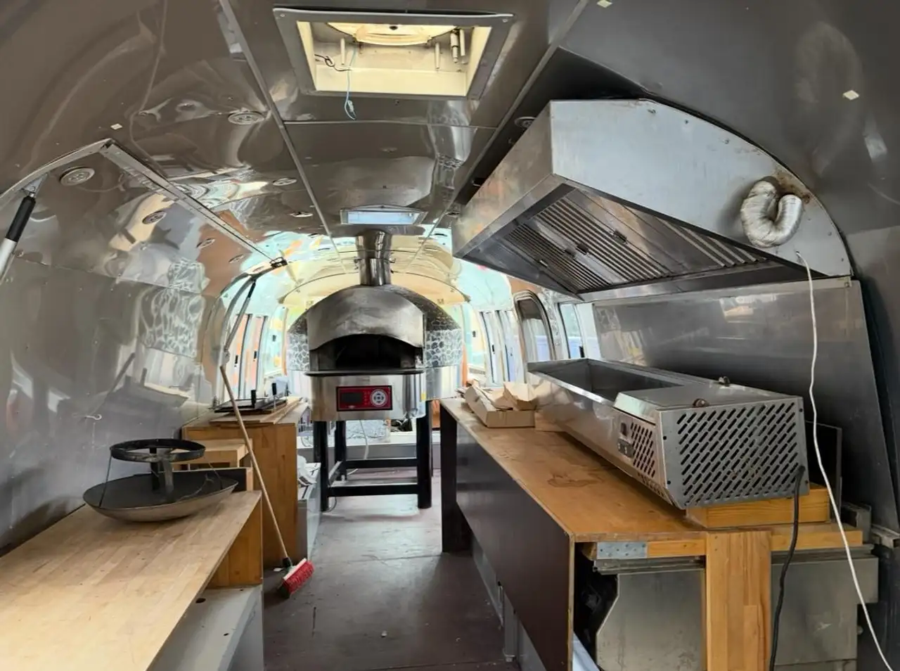 Chevrolet Motorhome Airstream 345 Food Event Pizza Truck, foto 6