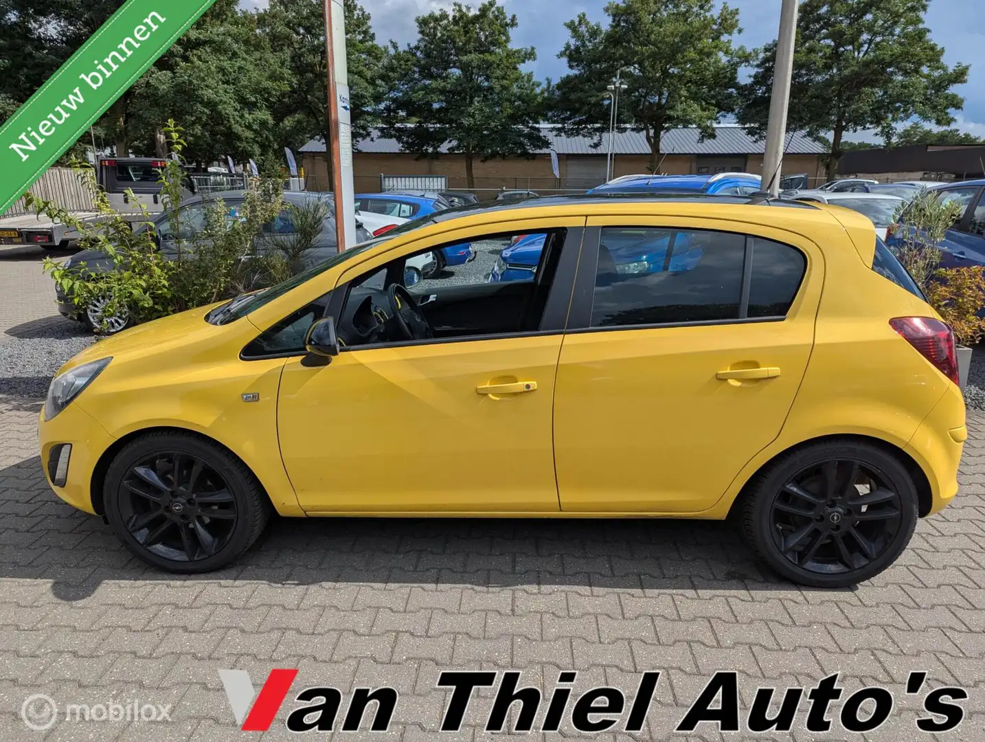 Opel Corsa 1.4-16V Color Edition - 2