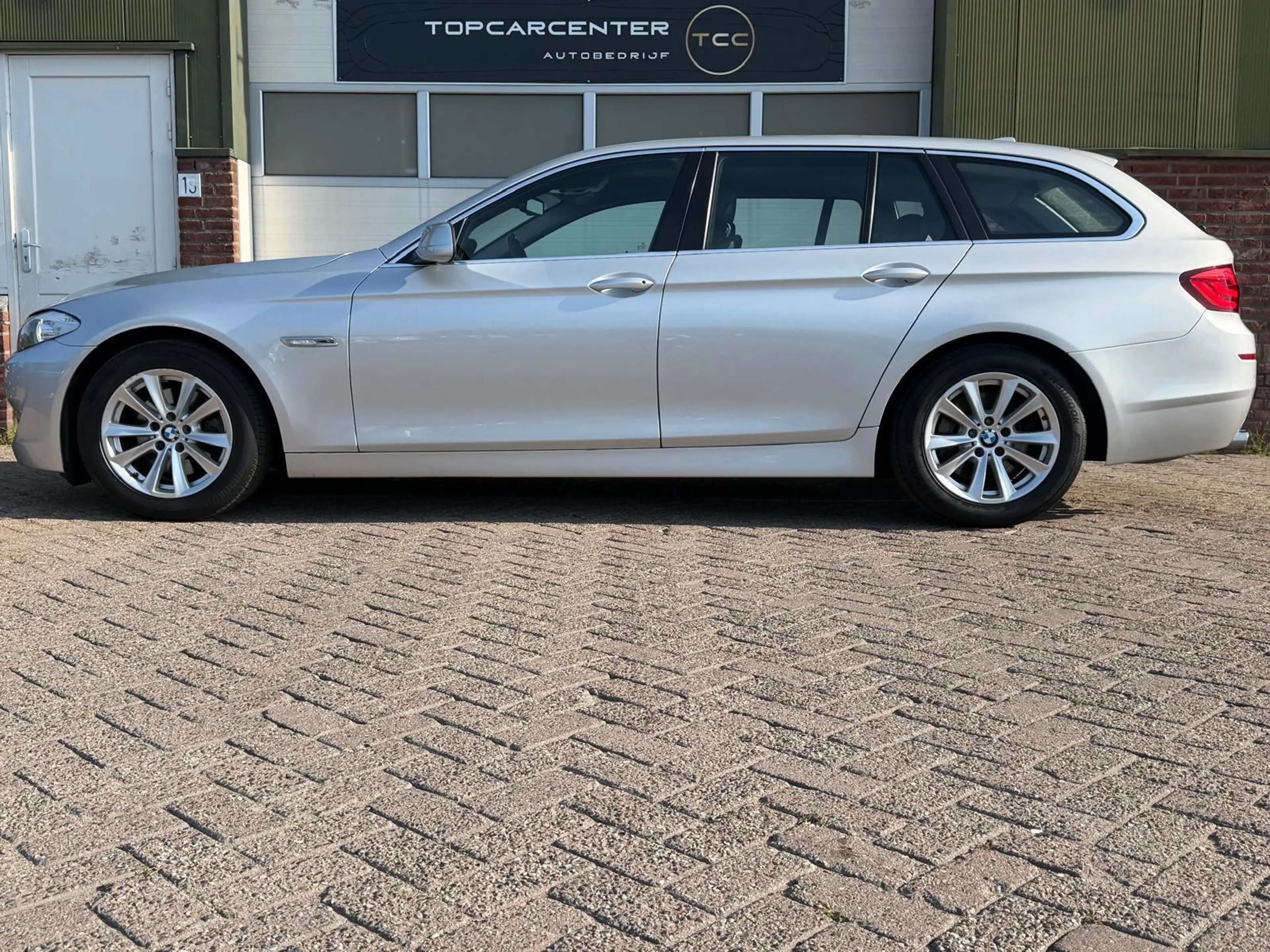 BMW 523 5-serie Touring 523i High Executive/LEER/STOELV/AP — photo 4