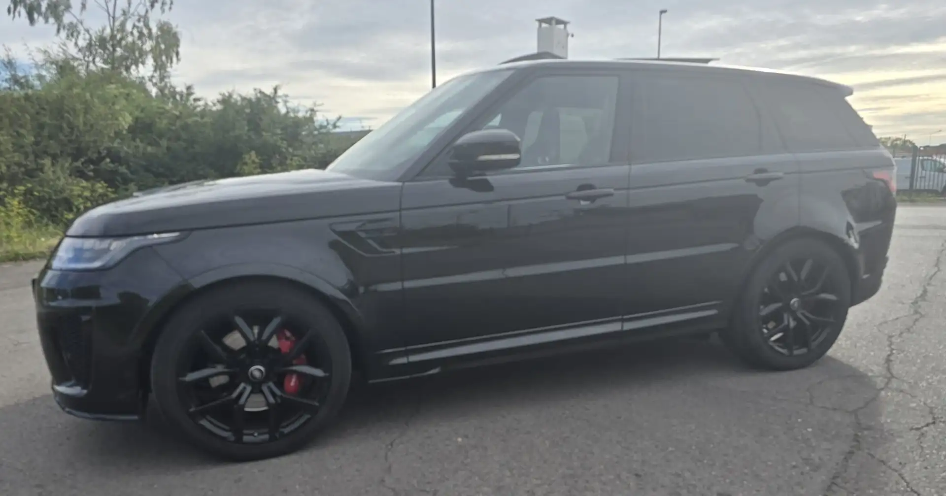 Land Rover Range Rover Sport Range Rover Sport Mark VIII V8 S/C 5.0L 575ch SVR Noir - 2